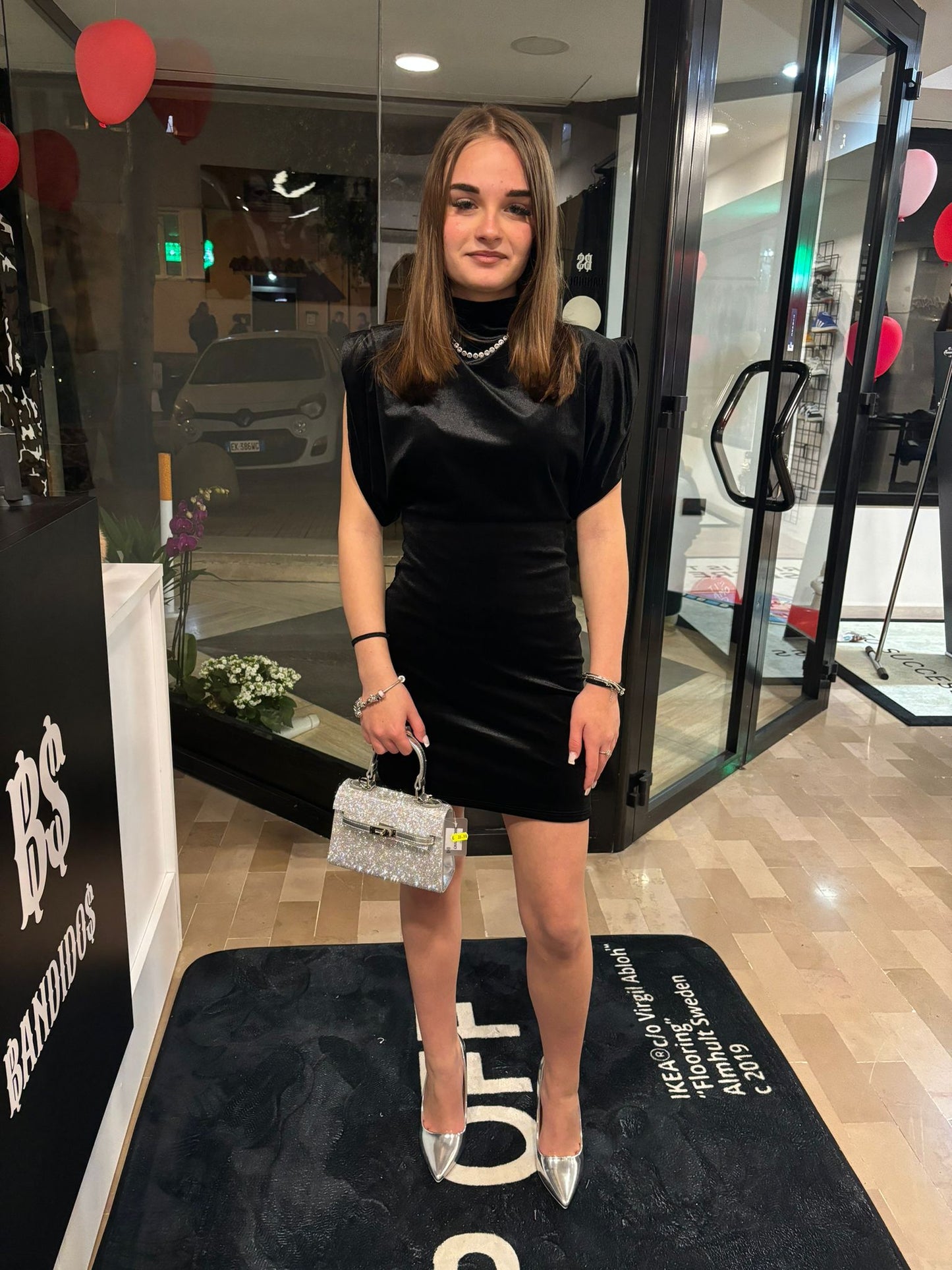 Vestito Smanicato Vellutato